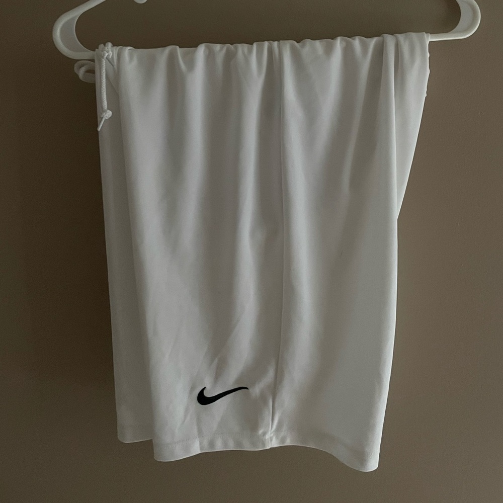 white nike shorts